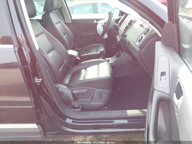 WVGBV3AX9EW562762 Volkswagen Tiguan Sel
