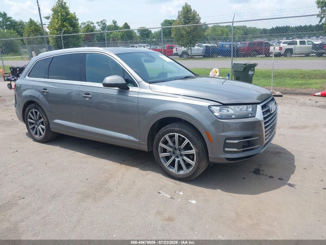 Продажа на аукционе авто 2017 Audi Q7 3.0t Premium, vin: WA1LAAF70HD027055, номер лота: 45679506