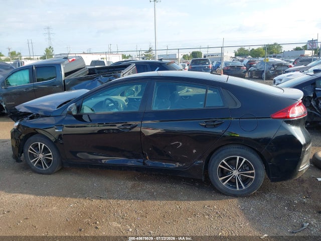 Продажа на аукционе авто 2017 Hyundai Ioniq Hybrid Blue, vin: KMHC65LC4HU022467, номер лота: 45679529