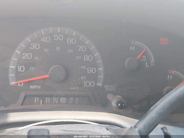 45679541 :رقم المزاد ، 1FTRX07W7YKA15186 vin ، 2000 Ford F-150 Lariat/xl/xlt مزاد بيع