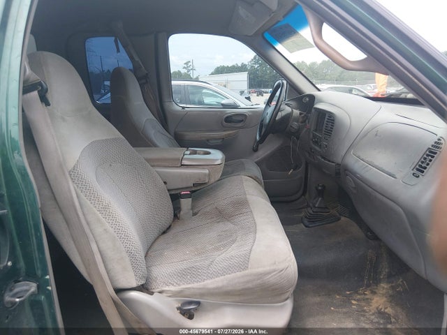 45679541 :رقم المزاد ، 1FTRX07W7YKA15186 vin ، 2000 Ford F-150 Lariat/xl/xlt مزاد بيع