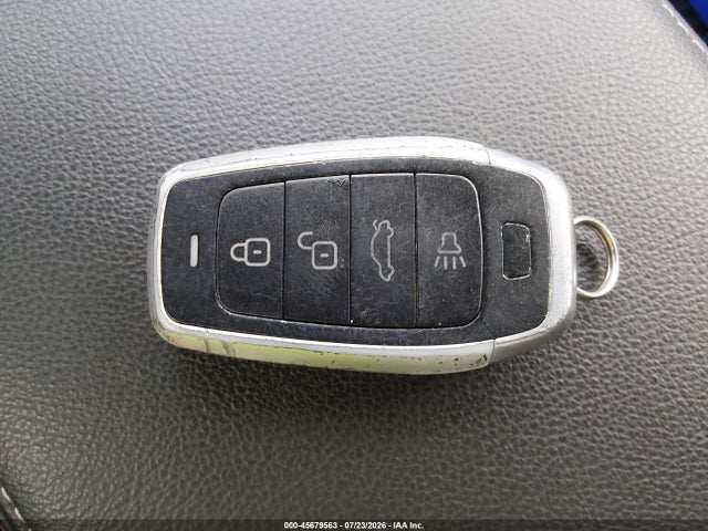 Genesis G80 3.8 2019 KMHGN4JE1KU292329 Image 11
