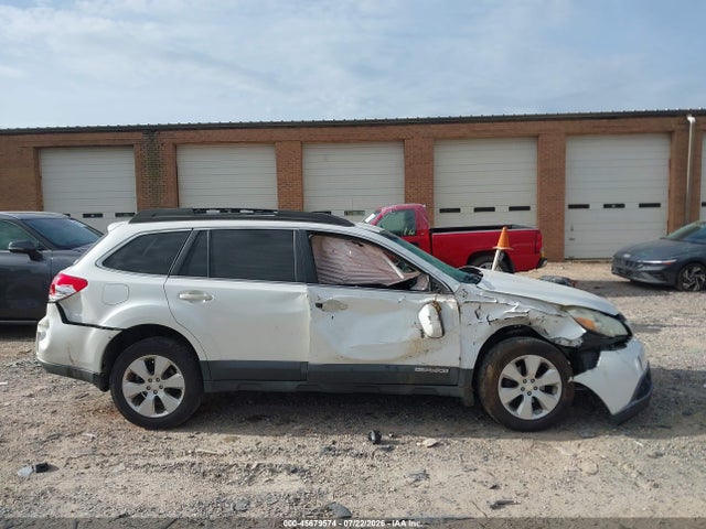 2011 Subaru Outback 2.5i Limited მანქანა იყიდება აუქციონზე, vin: 4S4BRBKC5B3314130, აუქციონის ნომერი: 45679574