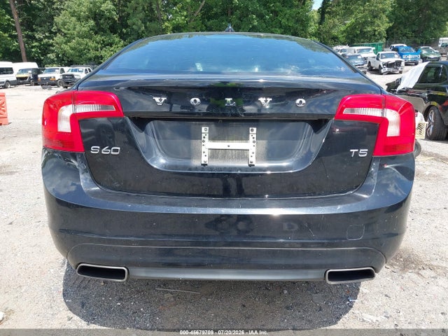 Продажа на аукционе авто 2016 Volvo S60 T5 Drive-e Premier, vin: YV126MFK2G2397002, номер лота: 45679709
