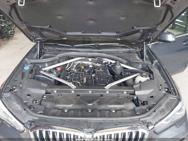 Продажа на аукционе авто 2021 Bmw X5 Xdrive40i, vin: 5UXCR6C06M9G00395, номер лота: 45679800