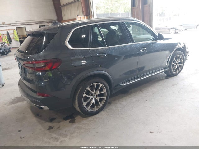 Продажа на аукционе авто 2021 Bmw X5 Xdrive40i, vin: 5UXCR6C06M9G00395, номер лота: 45679800