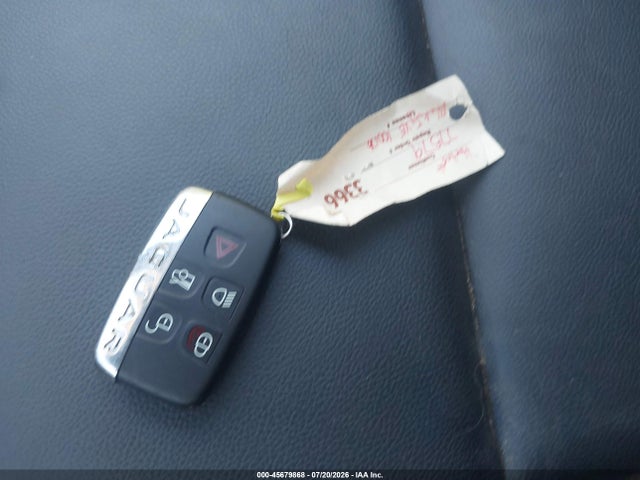 45679868 :رقم المزاد ، SAJAR4BG2HA965364 vin ، 2017 Jaguar Xe 25t مزاد بيع