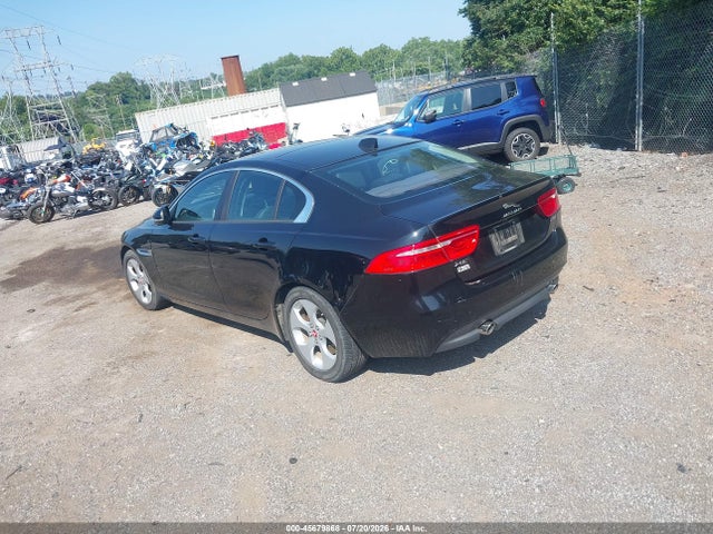 45679868 :رقم المزاد ، SAJAR4BG2HA965364 vin ، 2017 Jaguar Xe 25t مزاد بيع