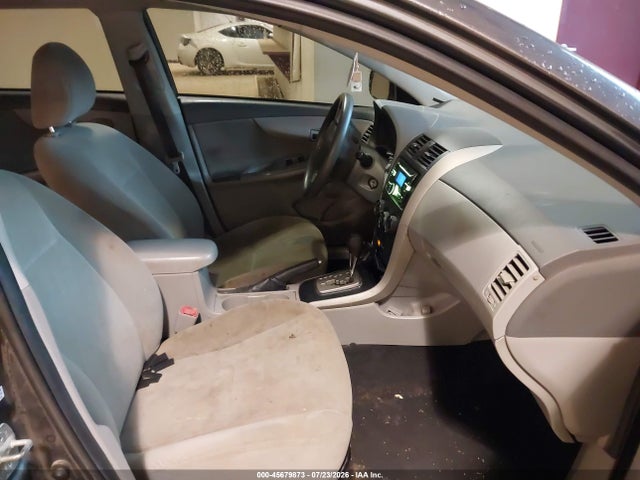 Продаж на аукціоні авто 2010 Toyota Corolla Le, vin: 2T1BU4EE7AC498438, номер лоту: 45679873
