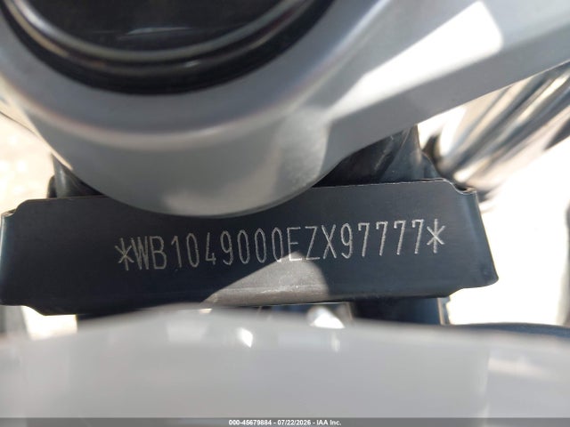 BMW R1200 R 2014 WB1049000EZX97777 Image 10