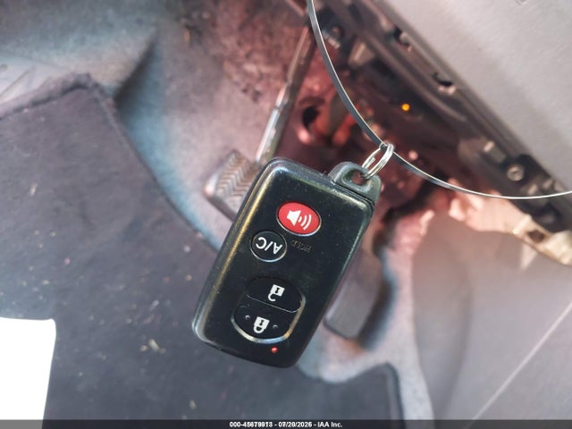 2010 Toyota Prius Iv მანქანა იყიდება აუქციონზე, vin: JTDKN3DU1A0198520, აუქციონის ნომერი: 45679913