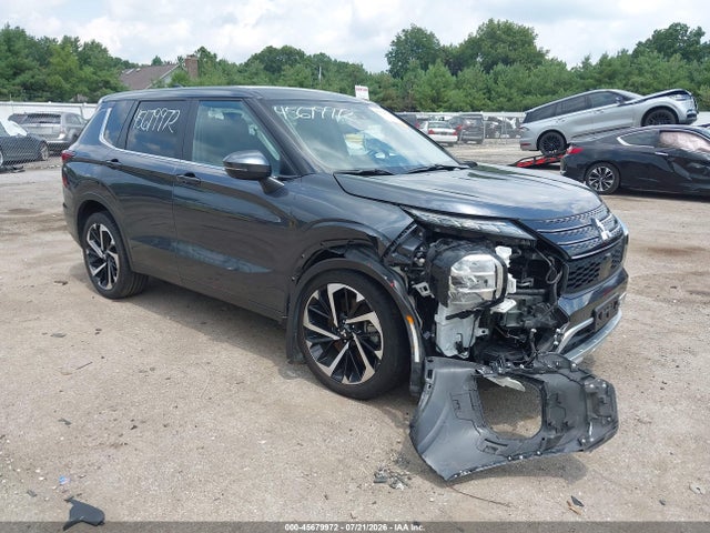 2024 Mitsubishi Outlander Se 2.5 2wd/se Black Edition S-awc/se Black Edition W/pano Roof S-awc მანქანა იყიდება აუქციონზე, vin: JA4J3VA81RZ068761, აუქციონის ნომერი: 45679972
