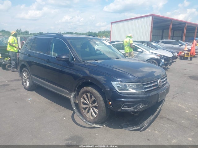 2018 Volkswagen Tiguan 2.0t Se/2.0t Sel მანქანა იყიდება აუქციონზე, vin: 3VV3B7AXXJM067720, აუქციონის ნომერი: 45680002