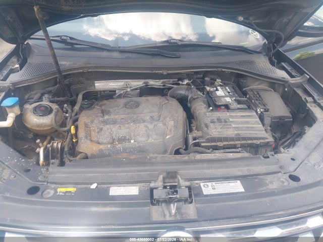 2018 Volkswagen Tiguan 2.0t Se/2.0t Sel მანქანა იყიდება აუქციონზე, vin: 3VV3B7AXXJM067720, აუქციონის ნომერი: 45680002