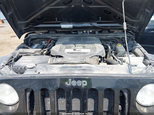 1C4BJWDG2FL521261 Jeep Wrangler Unlimited Sport