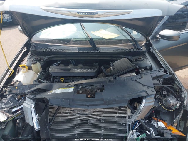 45680054 :رقم المزاد ، 1C3CCBBB6DN580396 vin ، 2013 Chrysler 200 Touring مزاد بيع