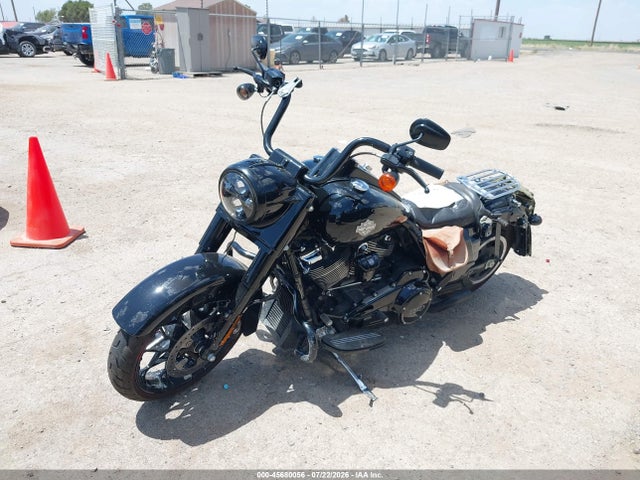 Harley-Davidson FLHRXS 2025 1HD1KVP17SB645468 Image 2