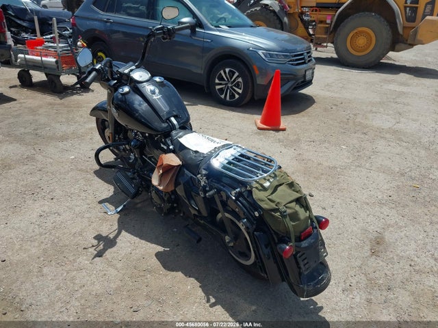 Harley-Davidson FLHRXS 2025 1HD1KVP17SB645468 Image 3