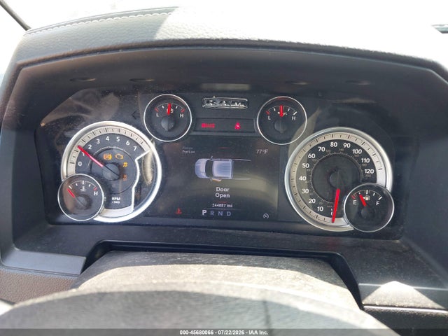45680066 :رقم المزاد ، 1C6RR7MTXDS672160 vin ، 2013 Ram 1500 Sport مزاد بيع