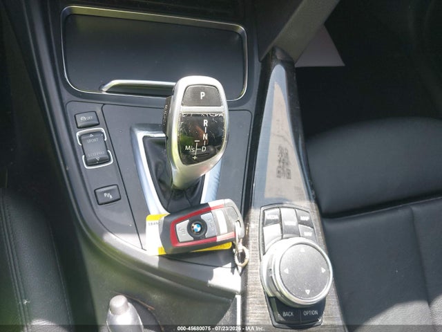 Продажа на аукционе авто 2017 Bmw 3 Series 330i, vin: WBA8B9G53HNU49624, номер лота: 45680075