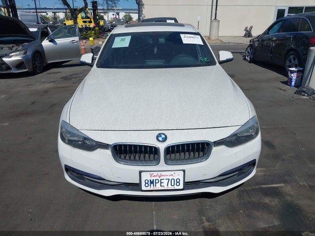 Продажа на аукционе авто 2017 Bmw 3 Series 330i, vin: WBA8B9G53HNU49624, номер лота: 45680075