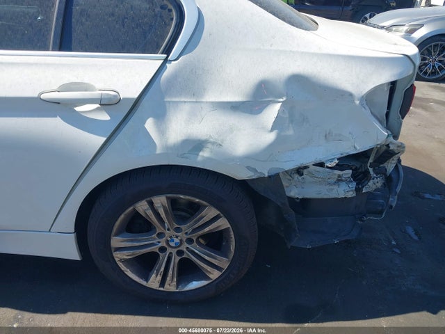 Продажа на аукционе авто 2017 Bmw 3 Series 330i, vin: WBA8B9G53HNU49624, номер лота: 45680075