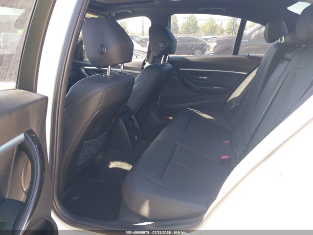 Продажа на аукционе авто 2017 Bmw 3 Series 330i, vin: WBA8B9G53HNU49624, номер лота: 45680075