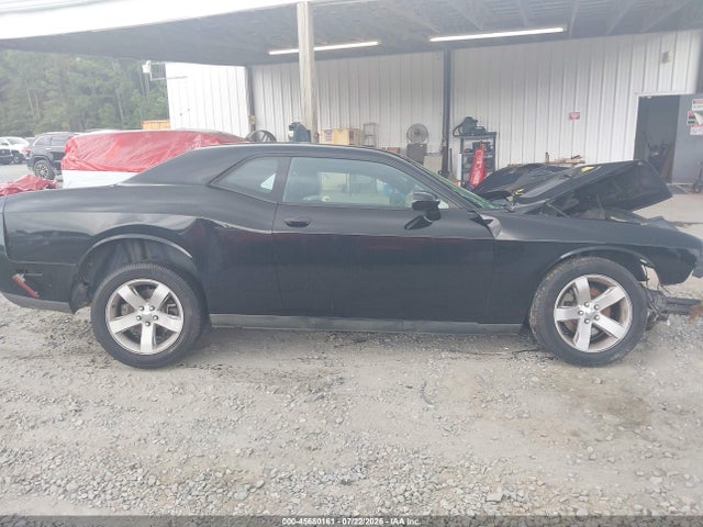 45680161 :رقم المزاد ، 2C3CDYAG5DH695173 vin ، 2013 Dodge Challenger Sxt Plus مزاد بيع