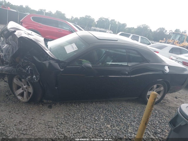 45680161 :رقم المزاد ، 2C3CDYAG5DH695173 vin ، 2013 Dodge Challenger Sxt Plus مزاد بيع