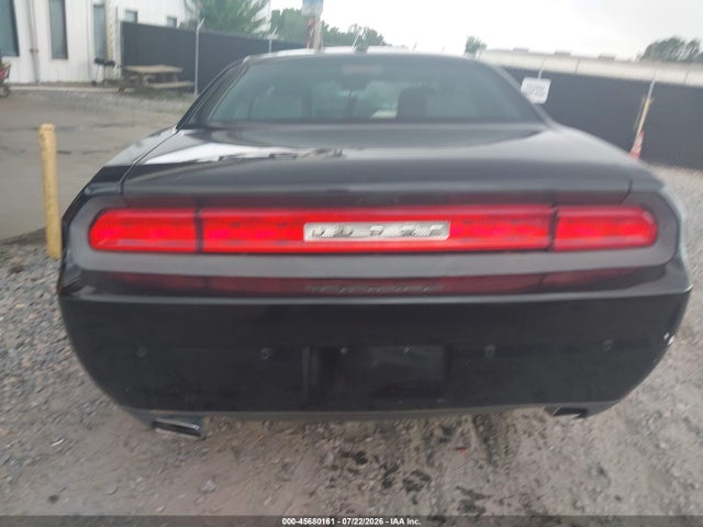 45680161 :رقم المزاد ، 2C3CDYAG5DH695173 vin ، 2013 Dodge Challenger Sxt Plus مزاد بيع