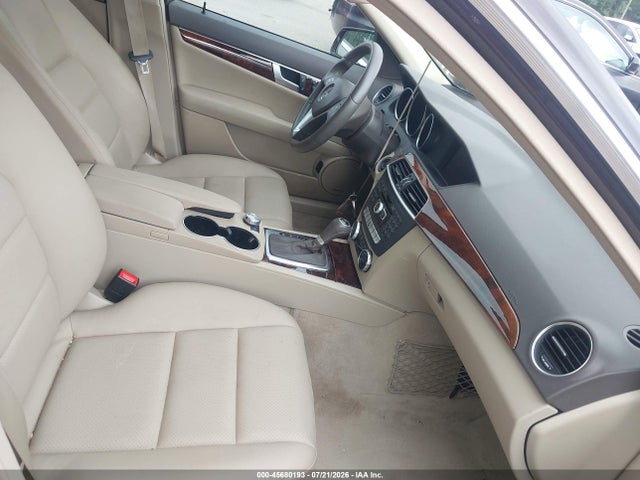 Aukcja sprzedaży 2012 Mercedes-benz C 300 Sport 4matic, vin: WDDGF8BB1CA715528, numer aukcji: 45680193