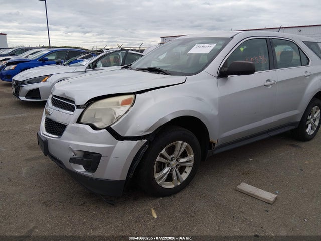 Chevrolet EQUINOX LS 2015 1GNALAEK2FZ114864 Image 2