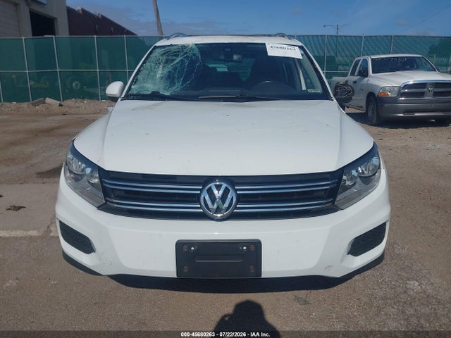 2017 Volkswagen Tiguan 2.0t Wolfsburg Edition მანქანა იყიდება აუქციონზე, vin: WVGSV7AX3HK004120, აუქციონის ნომერი: 45680263