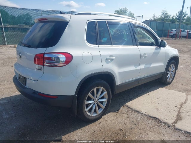 2017 Volkswagen Tiguan 2.0t Wolfsburg Edition მანქანა იყიდება აუქციონზე, vin: WVGSV7AX3HK004120, აუქციონის ნომერი: 45680263