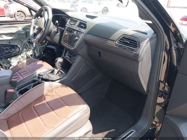 2024 Volkswagen Tiguan 2.0t Sel R-line მანქანა იყიდება აუქციონზე, vin: 3VV4B7AX9RM106281, აუქციონის ნომერი: 45680265