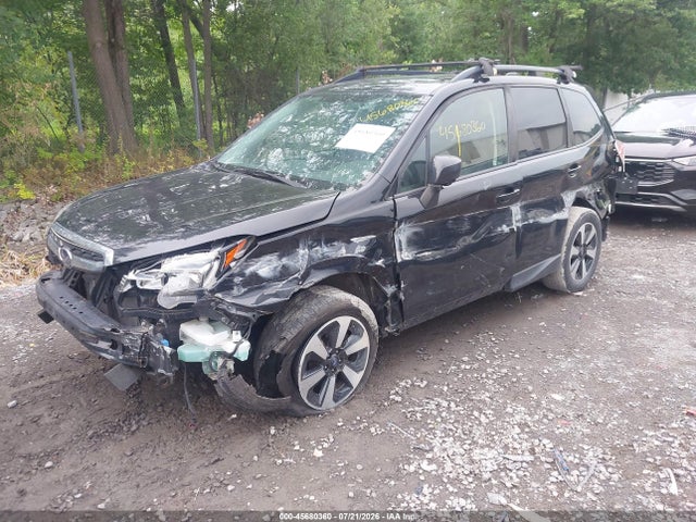 45680360 :رقم المزاد ، JF2SJAGC4JH425897 vin ، 2018 Subaru Forester 2.5i Premium مزاد بيع