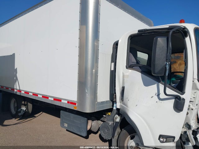 45680412 :رقم المزاد ، JALEEW161P7303012 vin ، 2023 Chevrolet 5500xd Lcf Diesel مزاد بيع