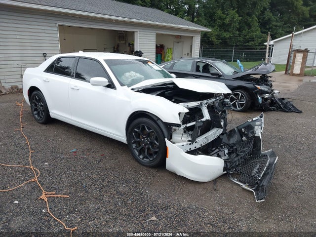 2020 Chrysler 300 300s Awd მანქანა იყიდება აუქციონზე, vin: 2C3CCAGGXLH154703, აუქციონის ნომერი: 45680500