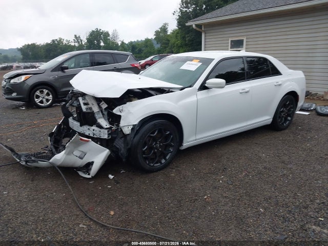 2020 Chrysler 300 300s Awd მანქანა იყიდება აუქციონზე, vin: 2C3CCAGGXLH154703, აუქციონის ნომერი: 45680500