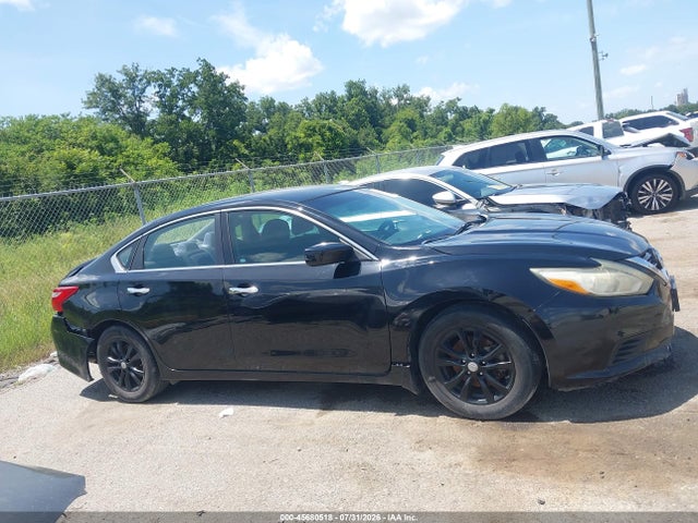 Продажа на аукционе авто 2016 Nissan Altima 2.5 S, vin: 1N4AL3AP3GC245138, номер лота: 45680518