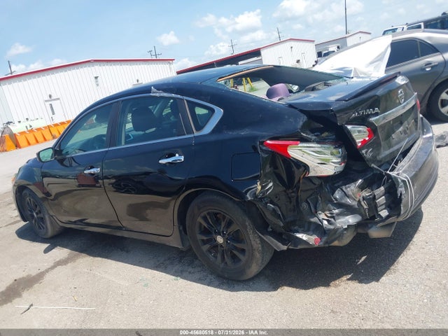 Продажа на аукционе авто 2016 Nissan Altima 2.5 S, vin: 1N4AL3AP3GC245138, номер лота: 45680518