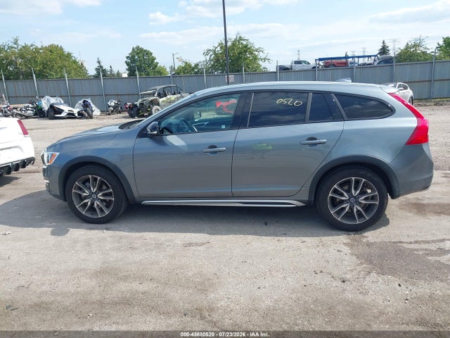 YV440MWK8H1041089 Volvo V60 Cross Country T5
