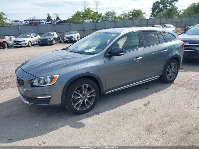 YV440MWK8H1041089 Volvo V60 Cross Country T5
