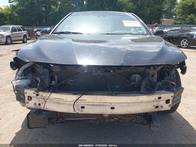4T1B11HK2JU665604 Toyota CAMRY LE
