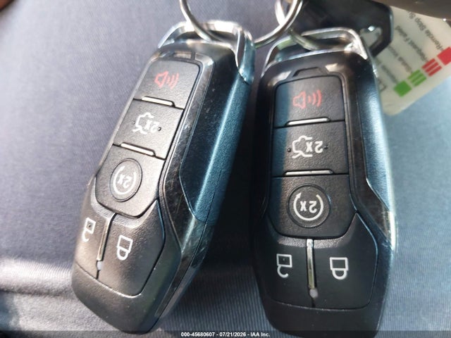 Продажа на аукционе авто 2016 Lincoln Mkc Reserve, vin: 5LMTJ3DH8GUJ08633, номер лота: 45680607