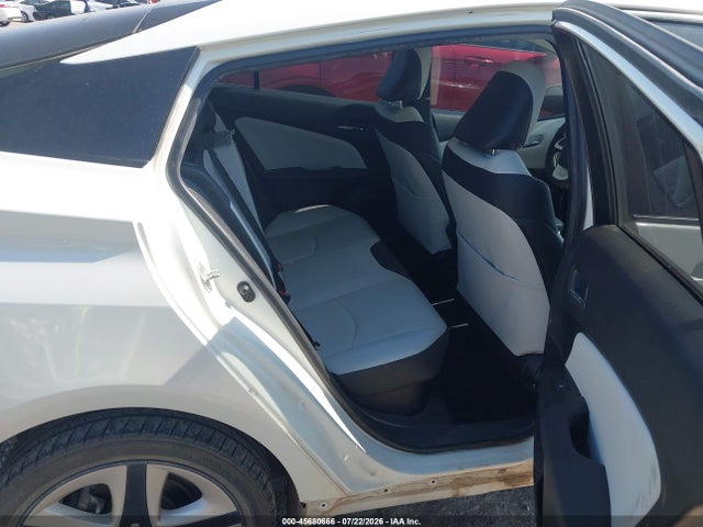 Продаж на аукціоні авто 2017 Toyota Prius Four Touring, vin: JTDKARFU2H3042880, номер лоту: 45680666
