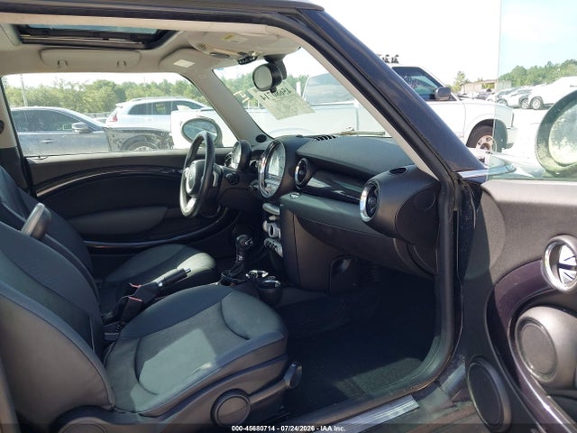 Продажа на аукционе авто 2008 Mini Cooper Clubman, vin: WMWML33538TN66727, номер лота: 45680714