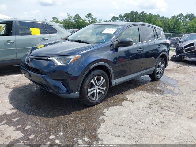 JTMBFREV0JD224685 Toyota RAV4 LE