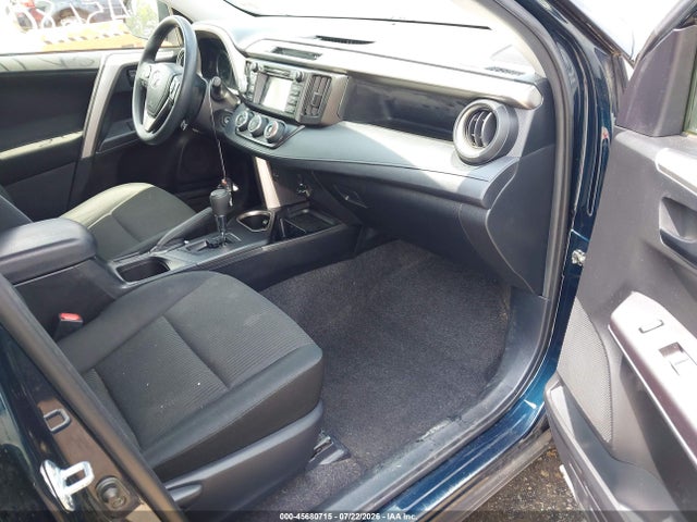 JTMBFREV0JD224685 Toyota RAV4 LE