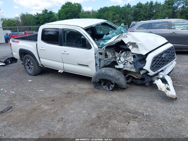 2023 Toyota Tacoma Trd Off Road მანქანა იყიდება აუქციონზე, vin: 3TMCZ5ANXPM552543, აუქციონის ნომერი: 45680727